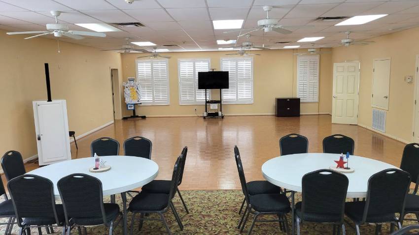 608 Yellow Cypress Lane a Winter Haven, FL Mobile or Manufactured Home for Sale